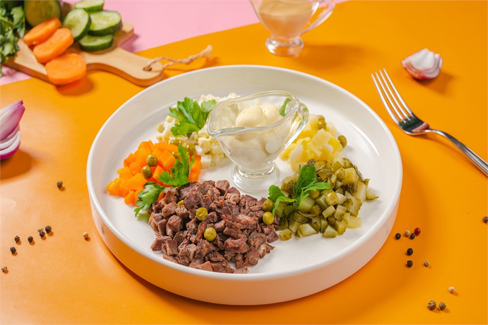 {{photo.Alt || photo.Description || 'Салат Московский'}}