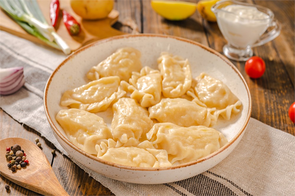 {{photo.Alt || photo.Description || 'Вареники с картофелем замороженные, весовые'}}