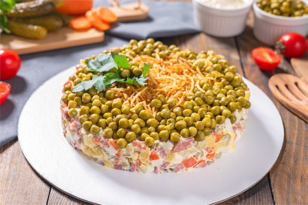 {{photo.Alt || photo.Description || 'Оливье с колбасой '}}