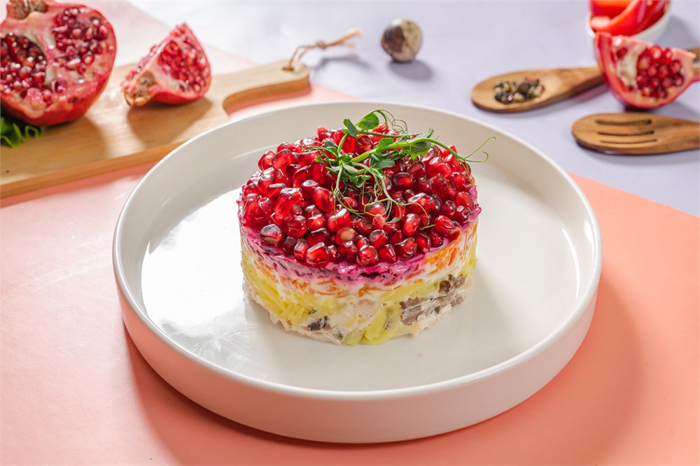 {{photo.Alt || photo.Description || 'Гранатовый браслет мини'}}