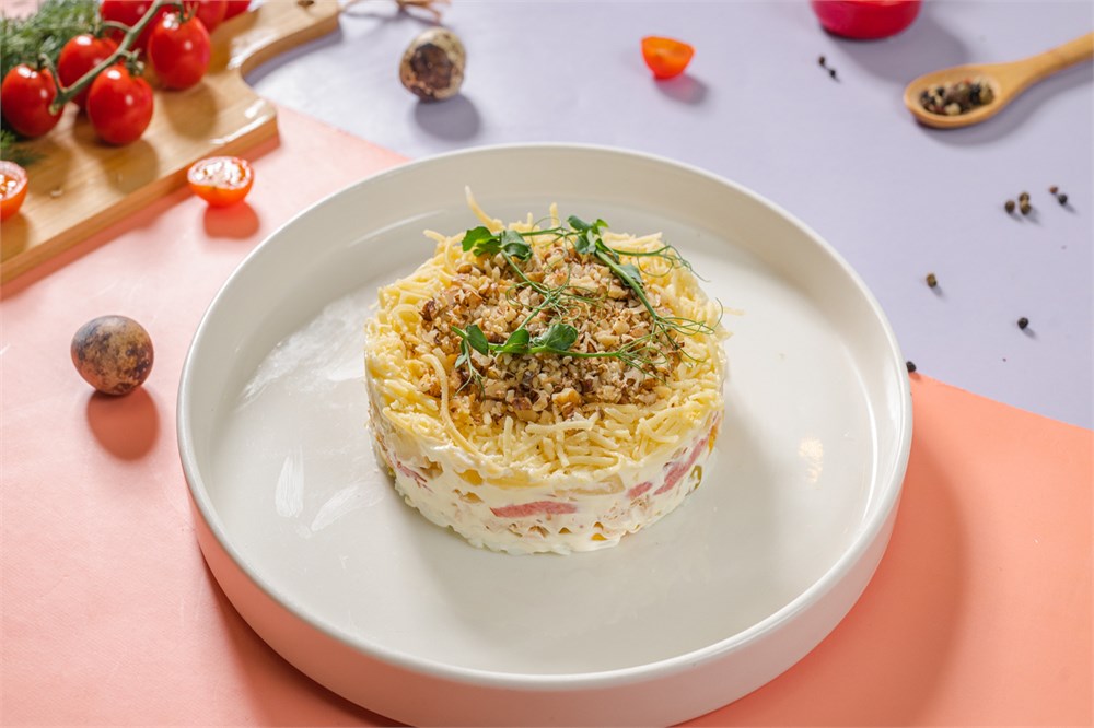 {{photo.Alt || photo.Description || 'Салат с курицей и ананасом мини'}}