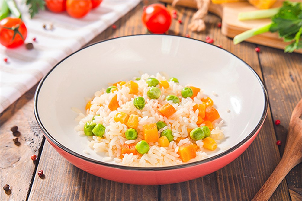 {{photo.Alt || photo.Description || 'Рис с овощами'}}