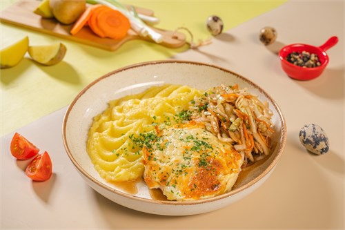 Куриное филе с ананасом и картофельным пюре 1100565