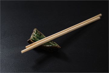 {{photo.Alt || photo.Description || 'Палочки для суши'}}