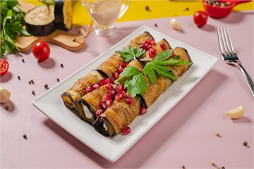 {{photo.Alt || photo.Description || 'Рулетики из баклажана с сыром'}}