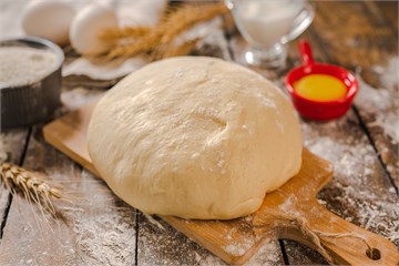 {{photo.Alt || photo.Description || 'Тесто для пирогов 0,5 кг'}}