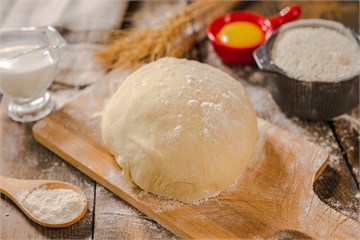 {{photo.Alt || photo.Description || 'Тесто для хачапури 0,6 кг'}}