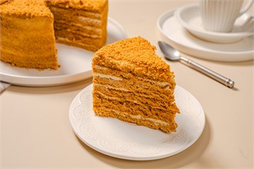 {{photo.Alt || photo.Description || 'Торт белый мёд 125 г'}}