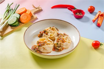 {{photo.Alt || photo.Description || 'Манты овощные Пост Доставка'}}