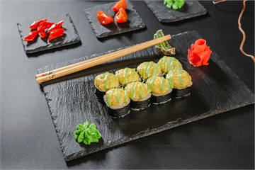 {{photo.Alt || photo.Description || 'Запечённый ролл с соусом васаби'}}