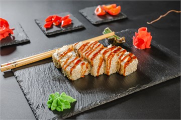 {{photo.Alt || photo.Description || 'Ролл Тамаго'}}