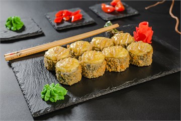 {{photo.Alt || photo.Description || 'Цезарь ролл '}}