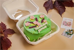 {{photo.Alt || photo.Description || 'Бенто-торт Милан праздничный '}}