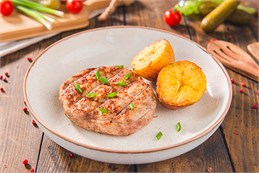 {{photo.Alt || photo.Description || 'Бифштекс из баранины и курицы'}}